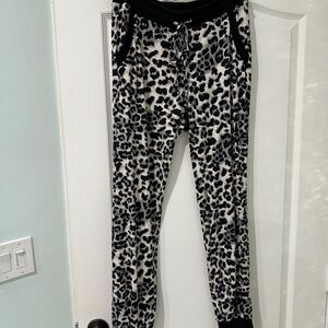 New Without Tags Six Fifty Leopard Joggers, Sz Large